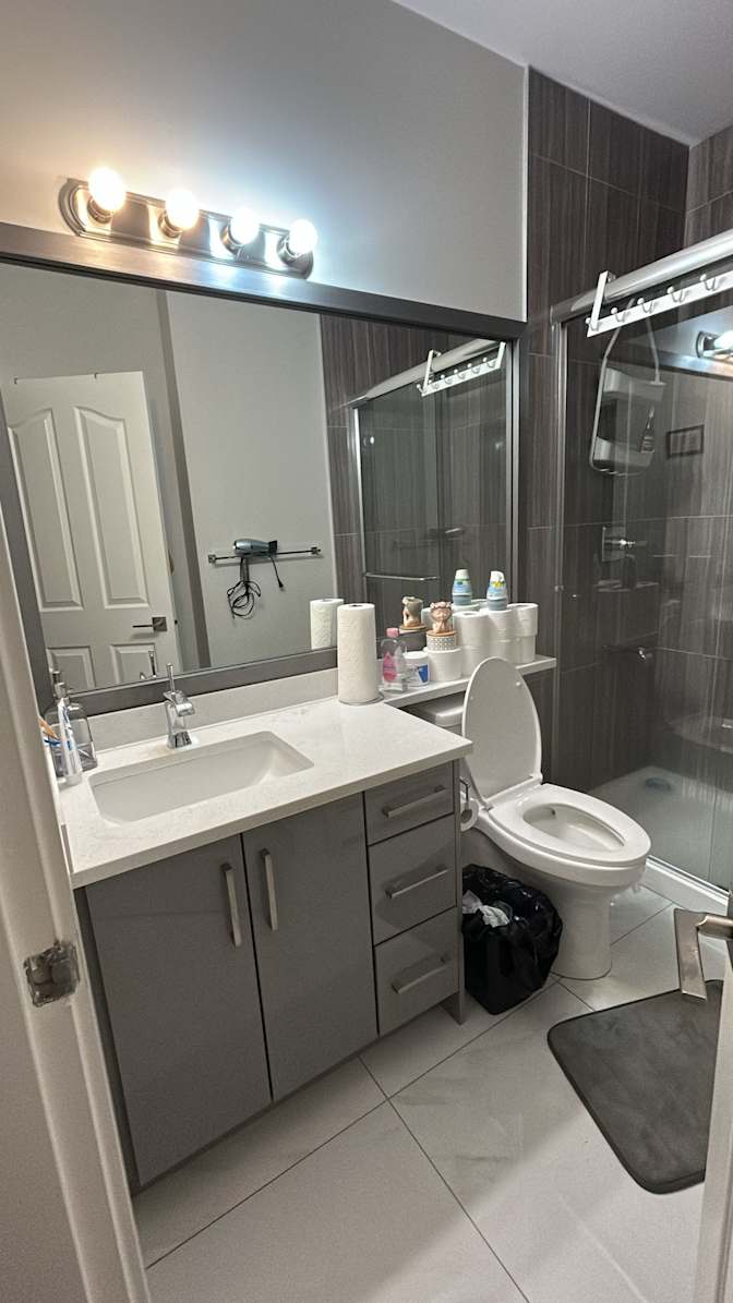 Jasmine Marahar's room