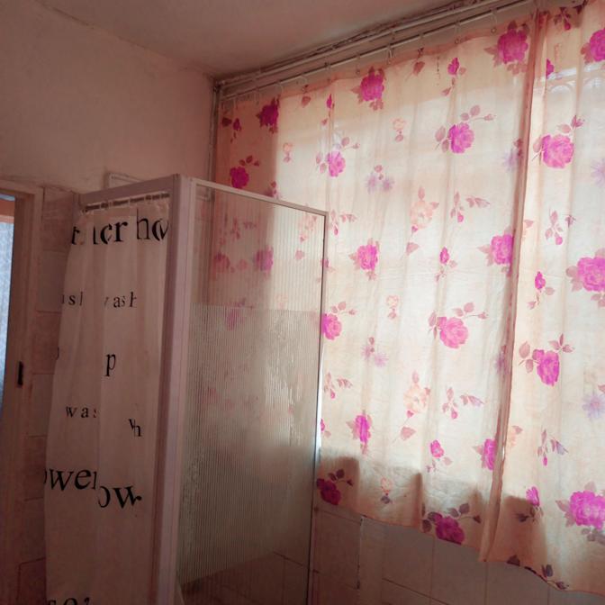 Photo of Laston's room