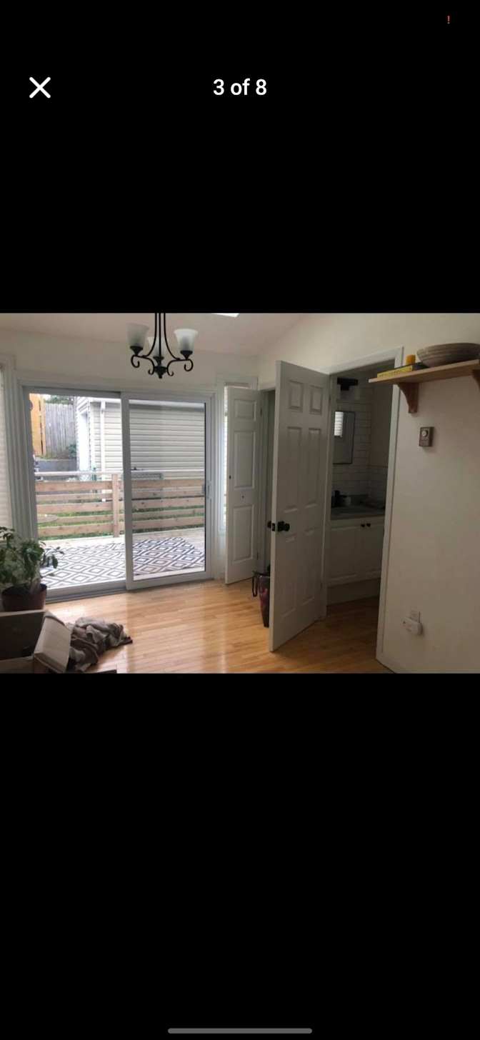 Michelle Moraitis's room