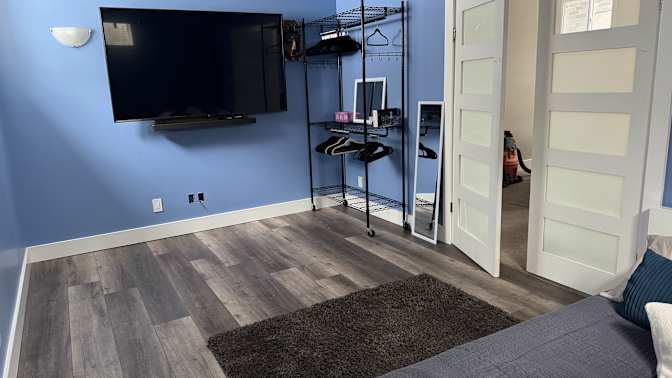 Photo of Jahzzy's room