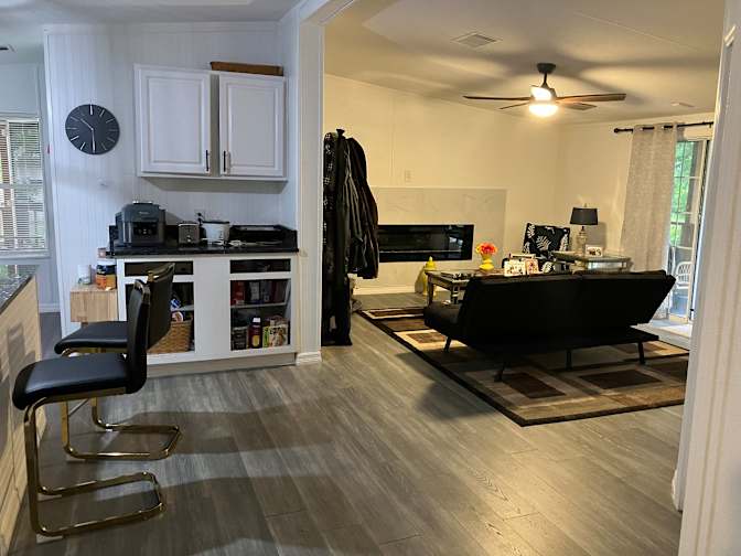 Photo of Modern efficiencies's room