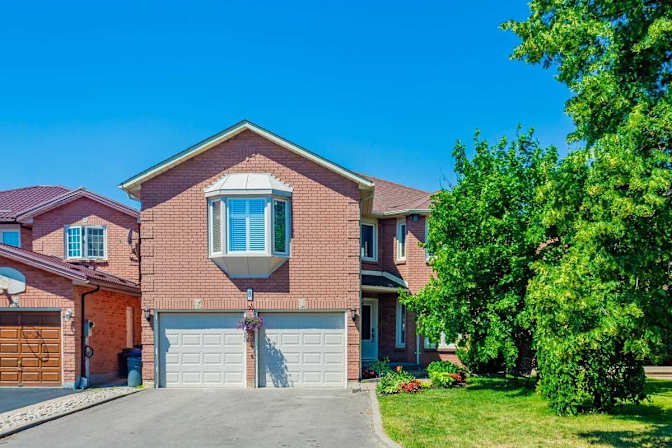 Tolobi Rental's room