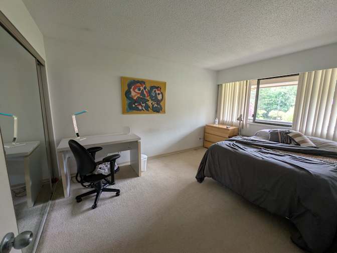 Photo of Omar's room