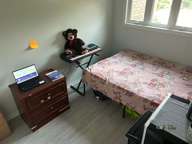 Photo of Mian's room