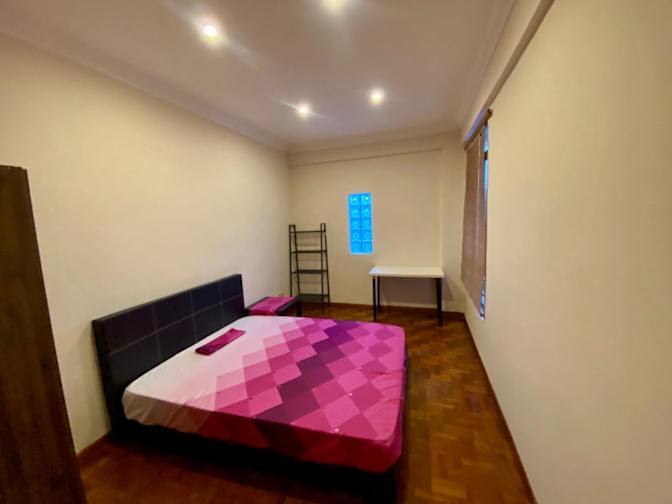 Photo of Customer Enquiry's room