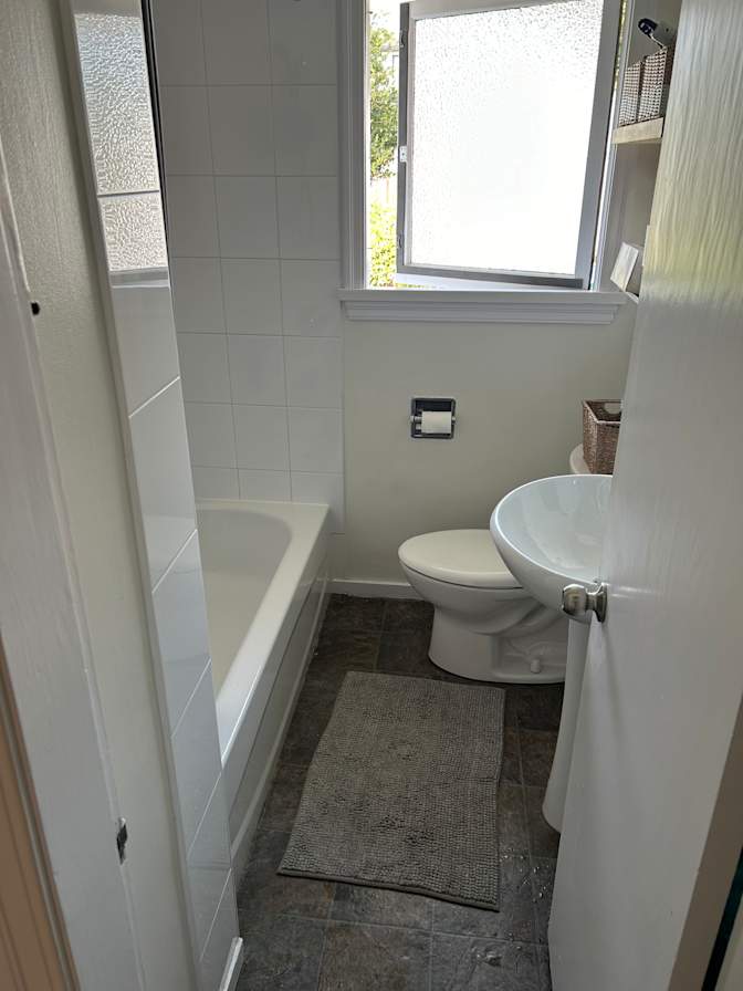 Photo of Nick Linsley's room