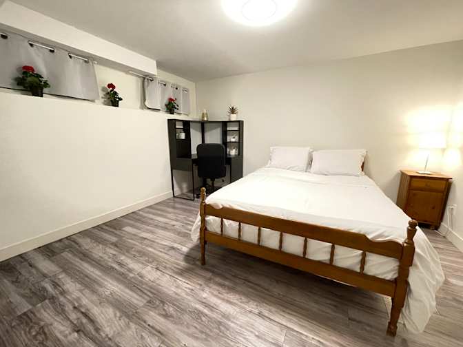 Photo of Nav's room