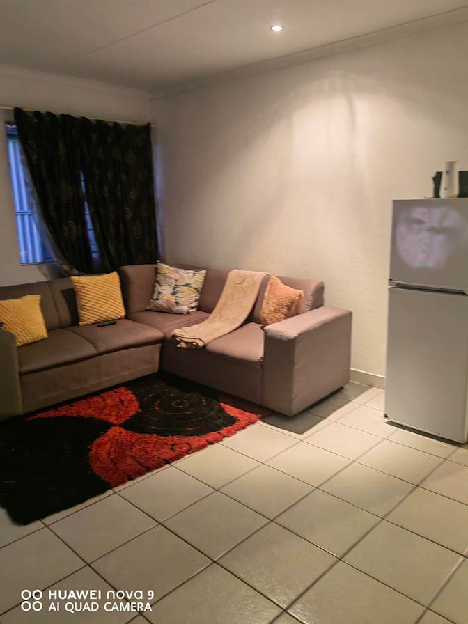 Photo of Khuthadzo's room