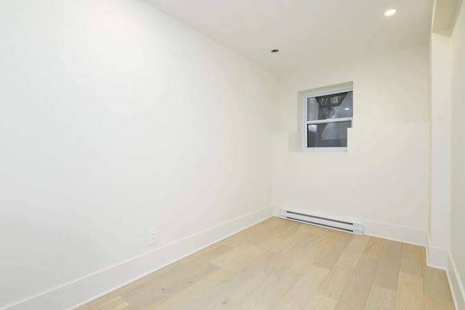 Photo of Jon's room