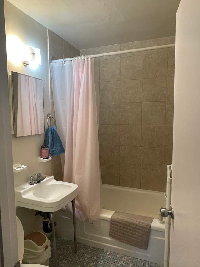 Photo of Anna Bouchard's room