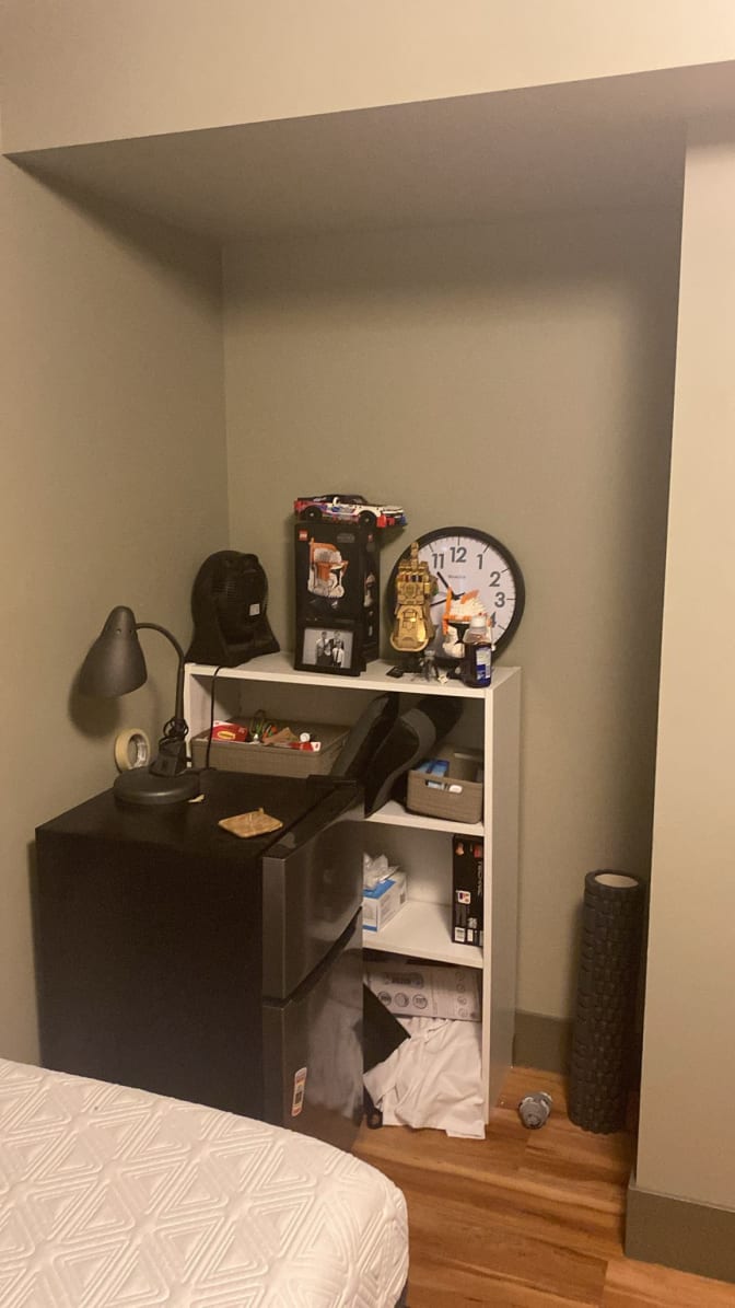 Shariq Naiyer's room