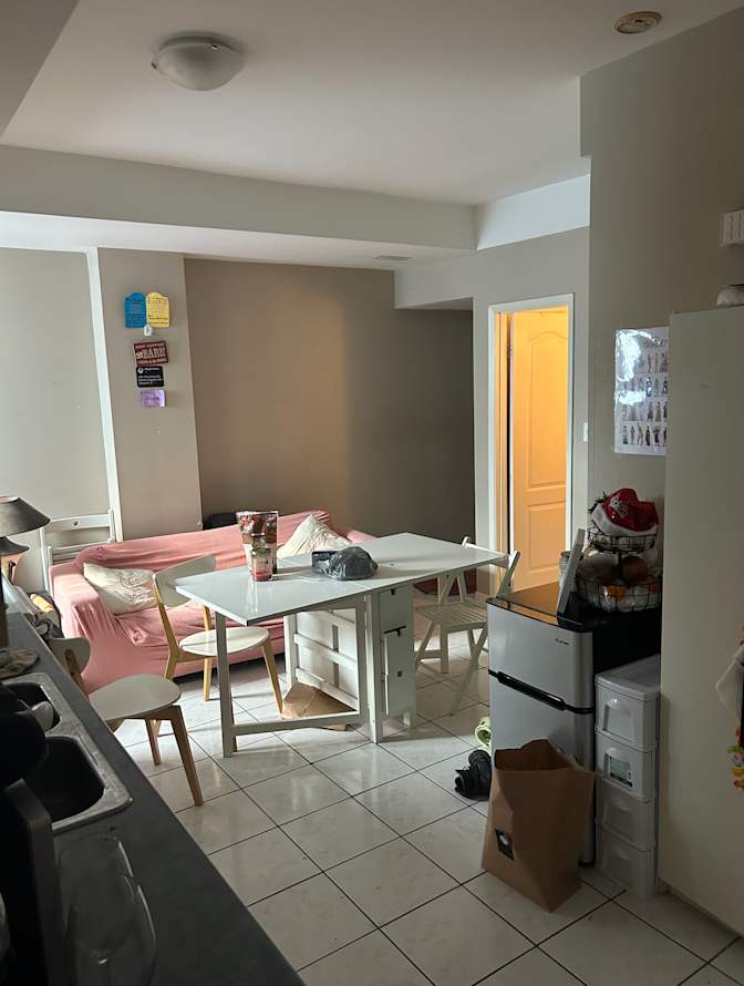 Agishan Thaya's room