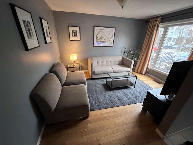 Nick Sarkovski's room