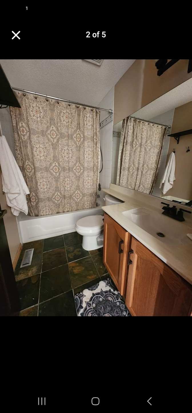 Photo of Alaa Al Araji's room