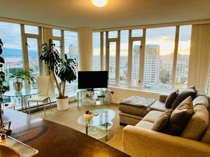 Christal Sarana's room