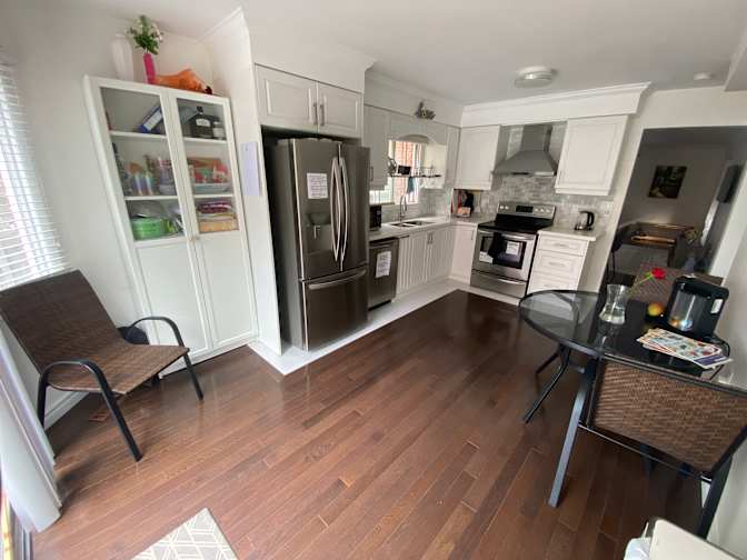 Photo of Shawdi's room