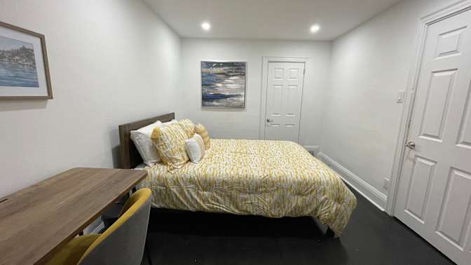 farnaz hosseini's room