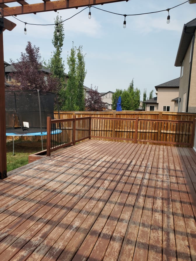 Long (Tony) Duong's room