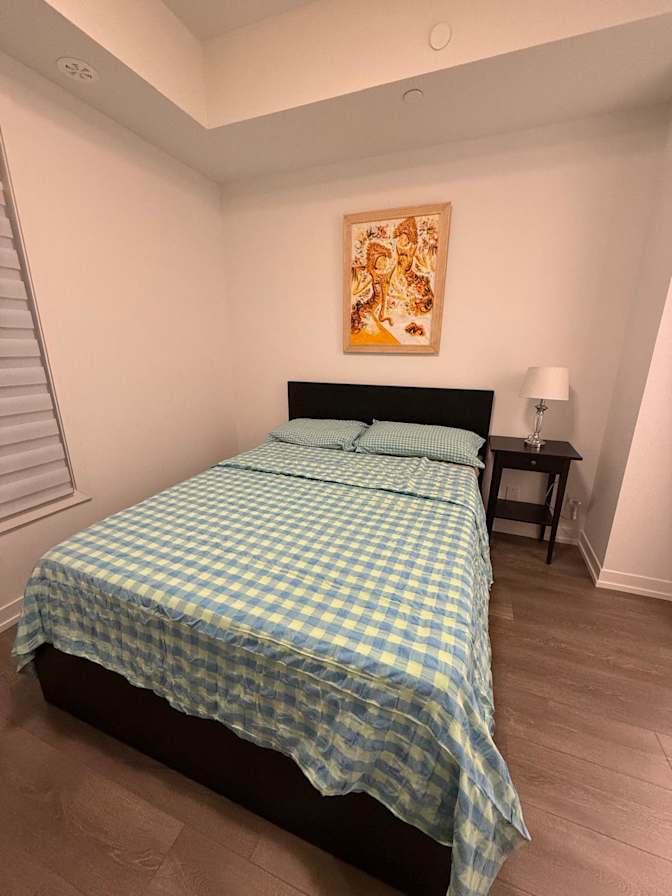 Spruce Pines Crescent's room