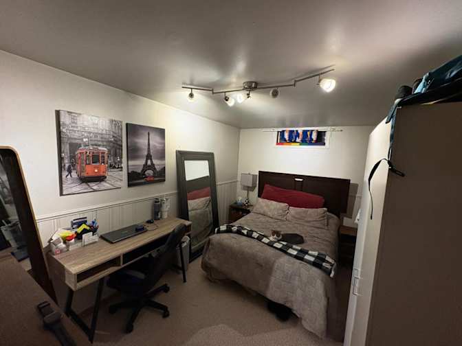 Photo of Arshad Jafri's room