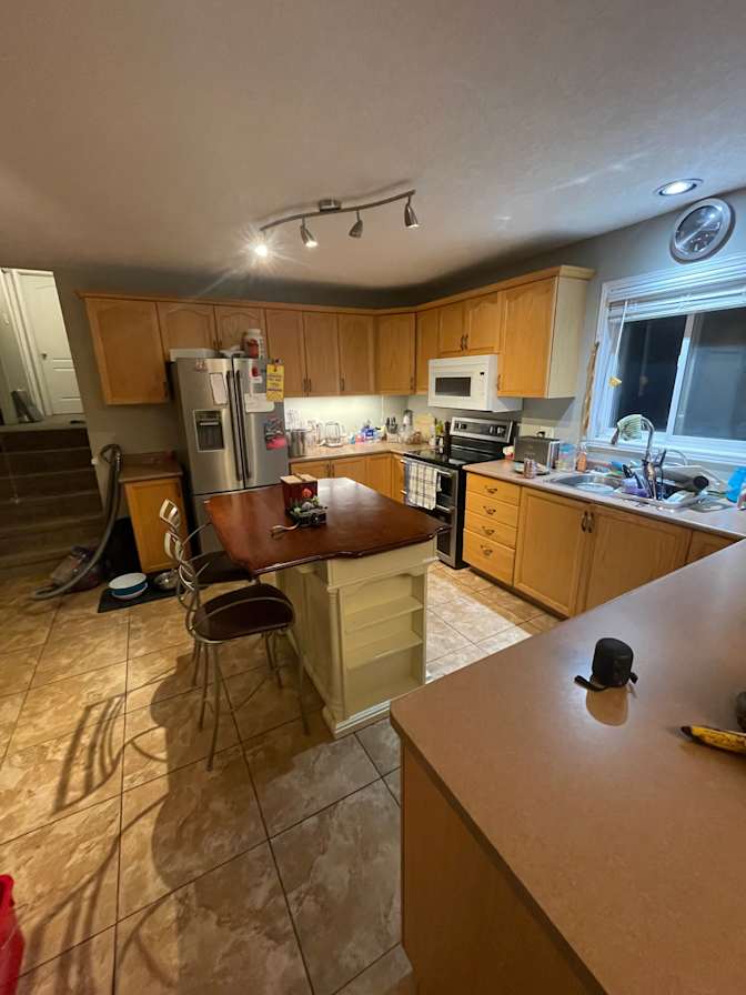 Ariana bendfeld-lord's room