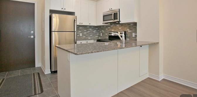 Cozy Cristine's Shared Condo's room