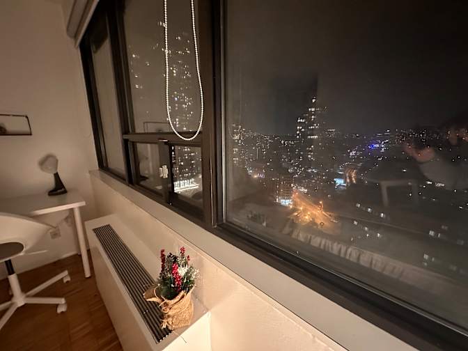 Photo of Seymur's room