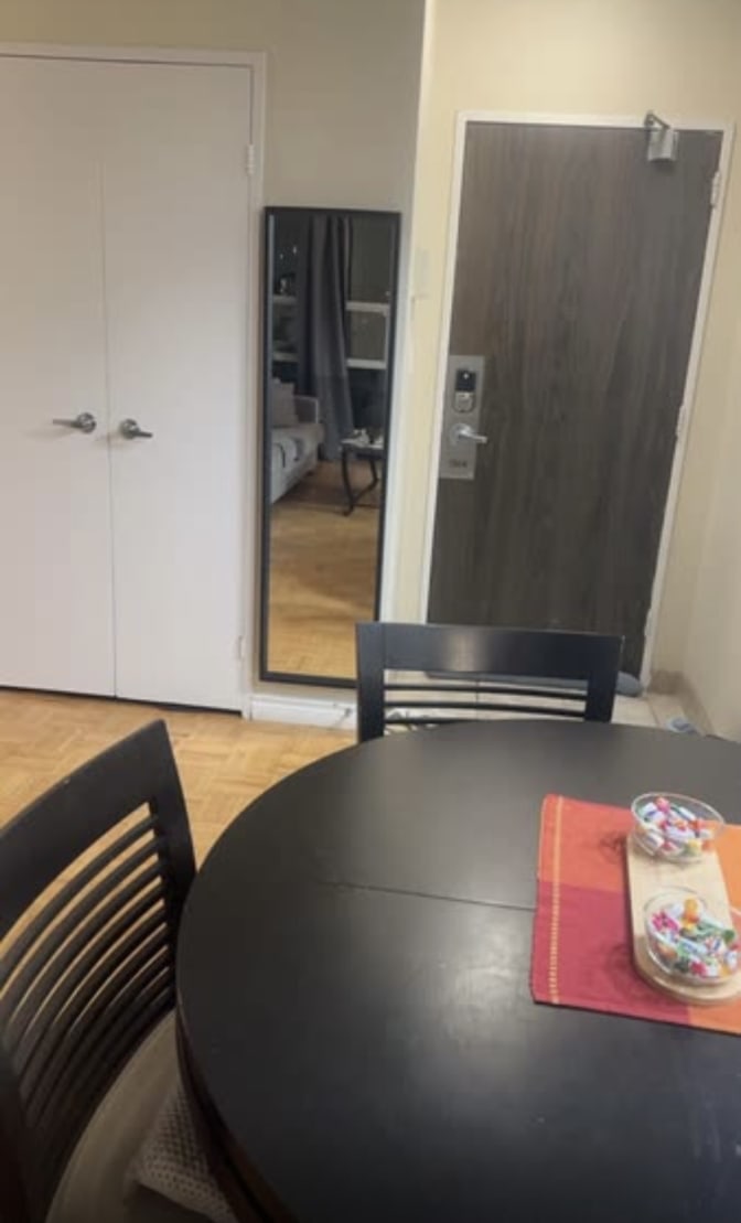 marjan shaker's room