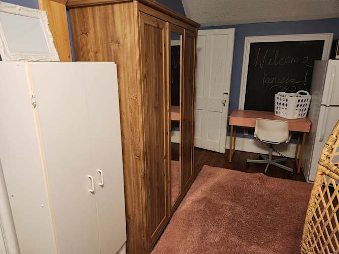 Photo of Dan Muccio's room