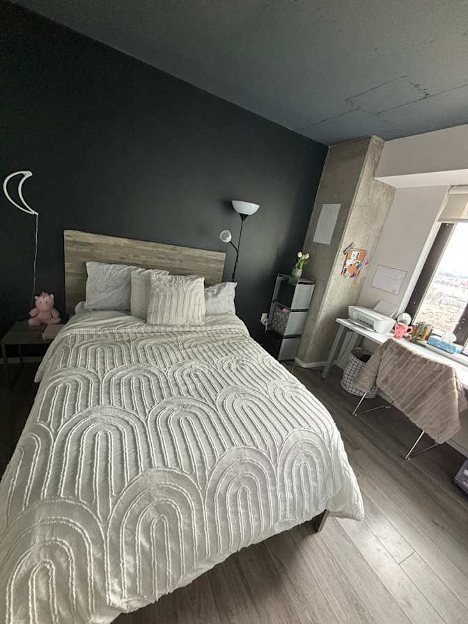 Gabby Makovka's room