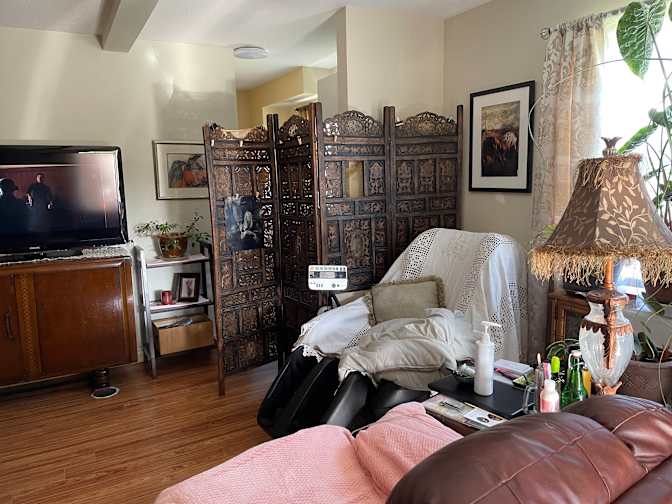 Judi Richards's room