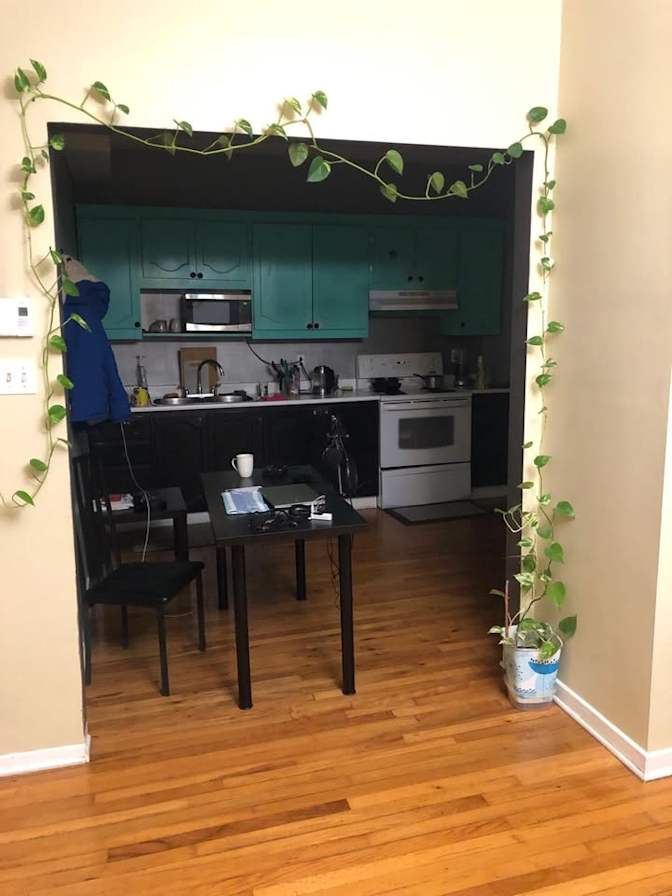 Trois J and J's room