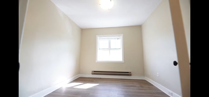 Photo of Gen and Jonas Eastcott's room