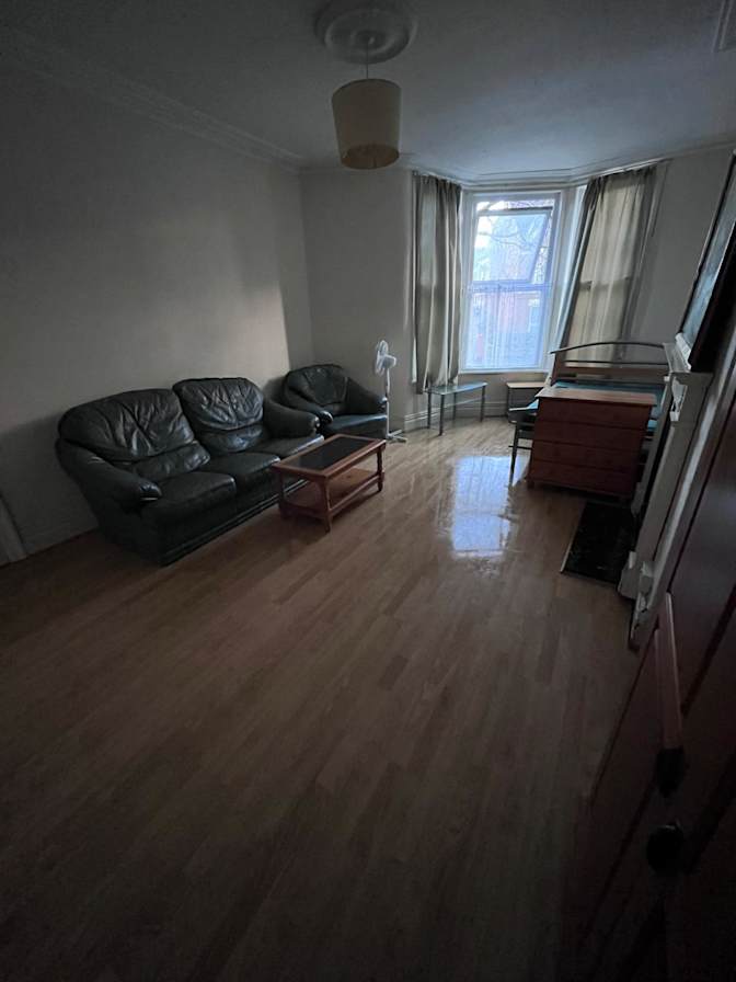 Photo of Resiplus's room