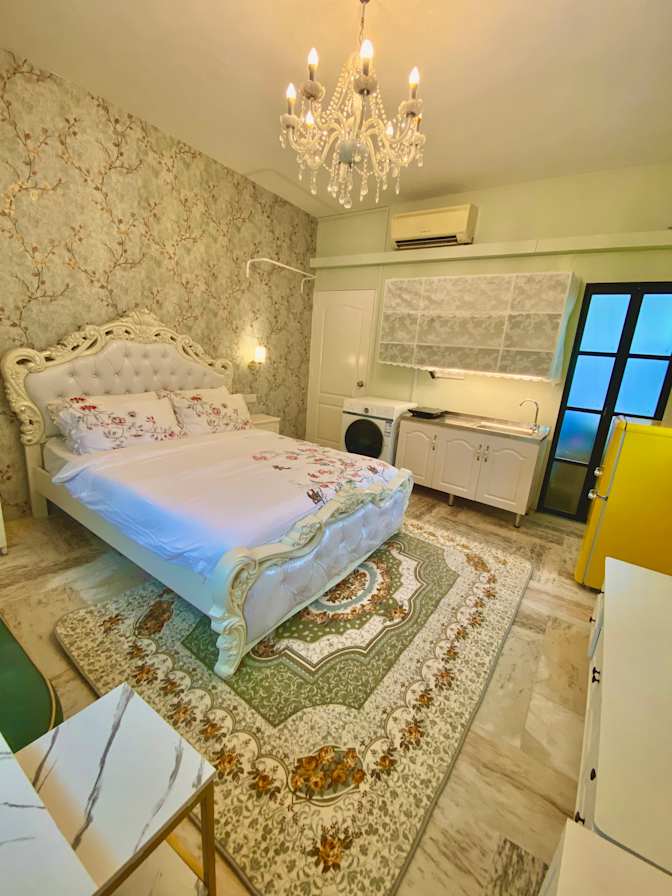 Photo of Louis's room