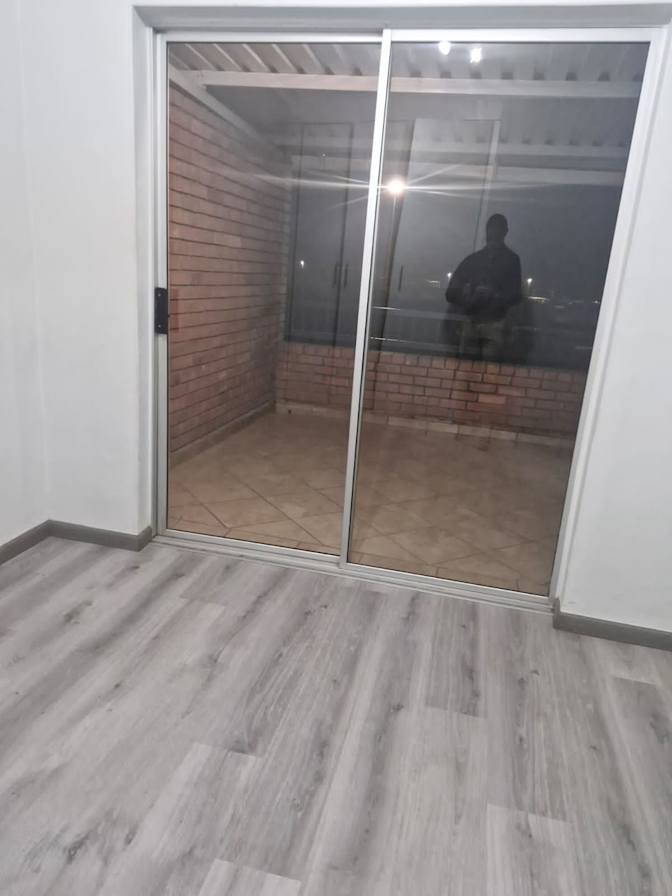 Photo of JJ The Consultant's room