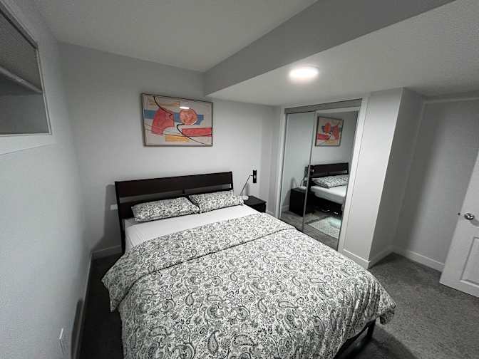 Tunji Singerr's room