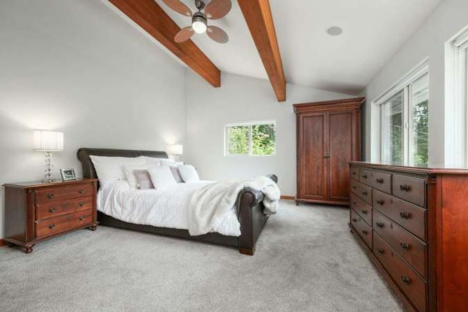 Photo of Jona's room