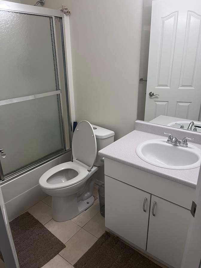 Nyaruot Peter's room