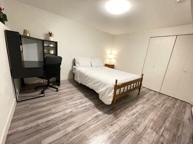 Photo of Nav's room