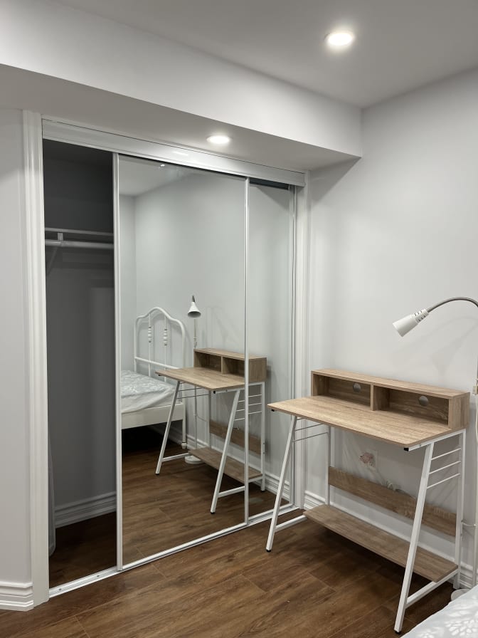 Conelita De Villa's room