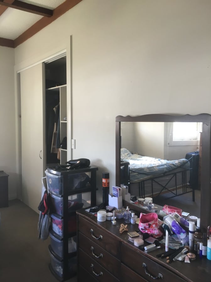 Photo of Garth's room