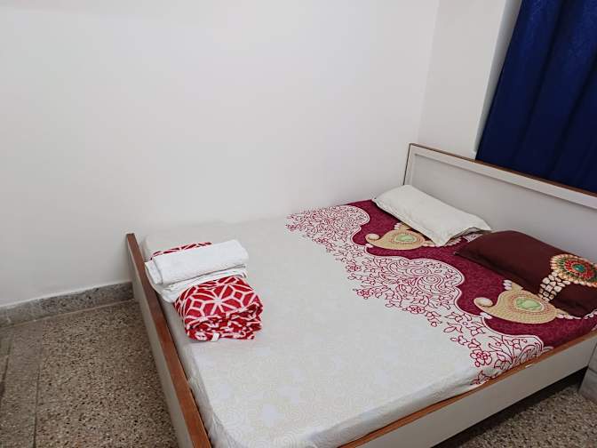 Photo of Sara's room