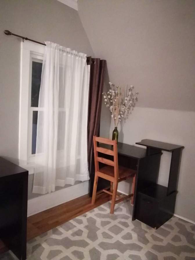 Photo of Alice.'s room