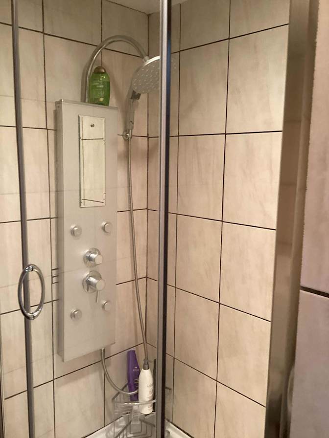 Marilyn Groves's room