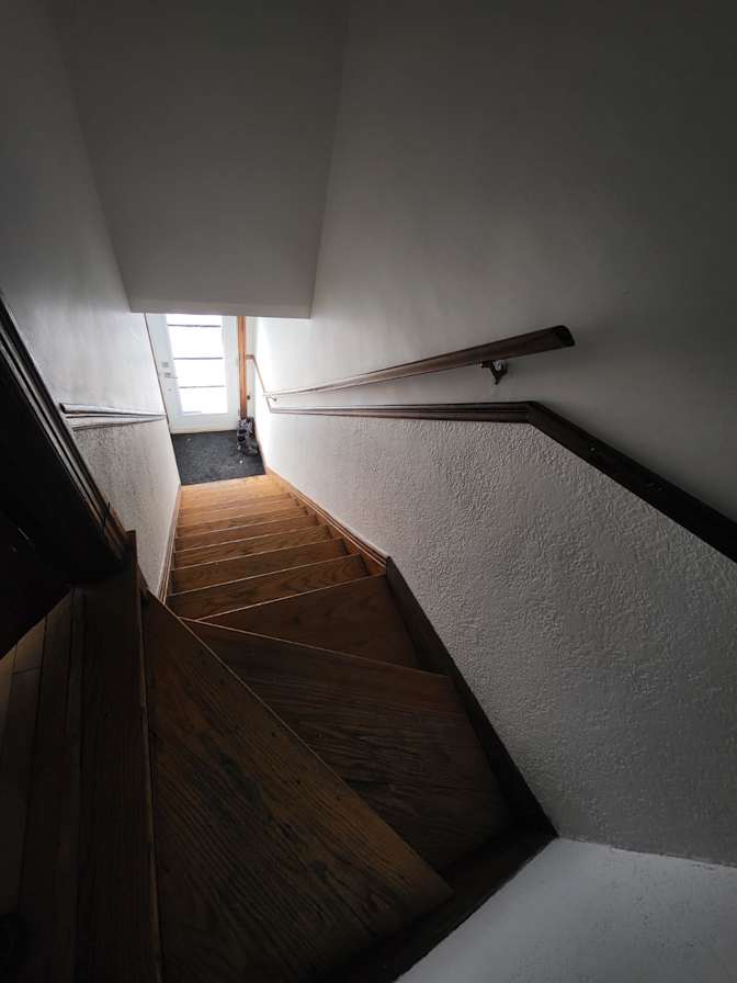 Andrea Alzate's room