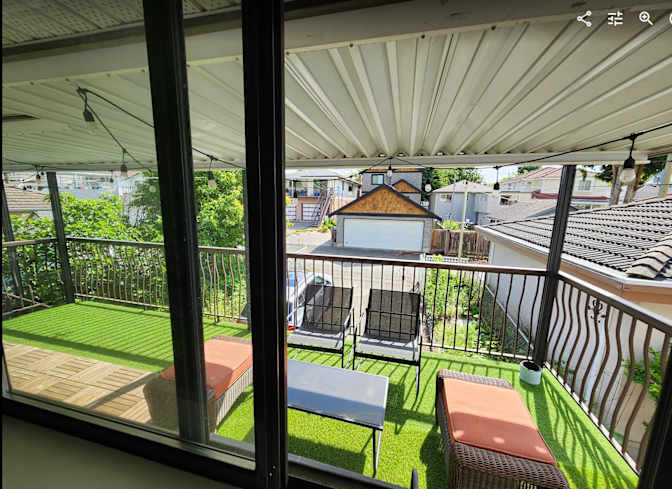 Photo of Vivian's room