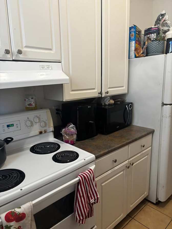 Lauren holland's room