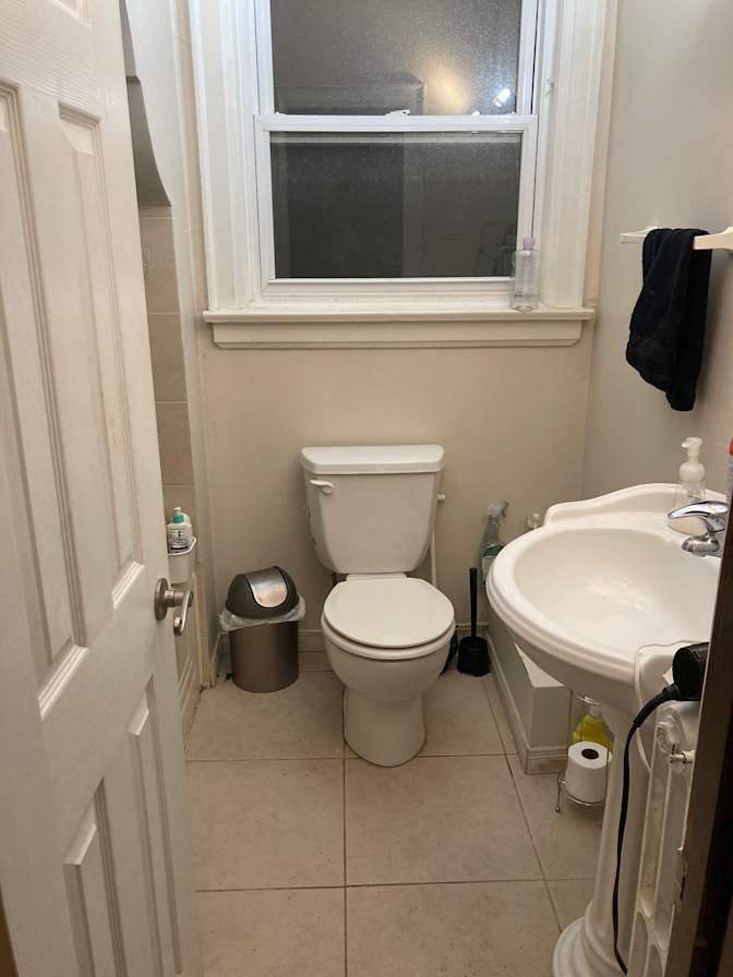 Photo of Jessie Glionna's room