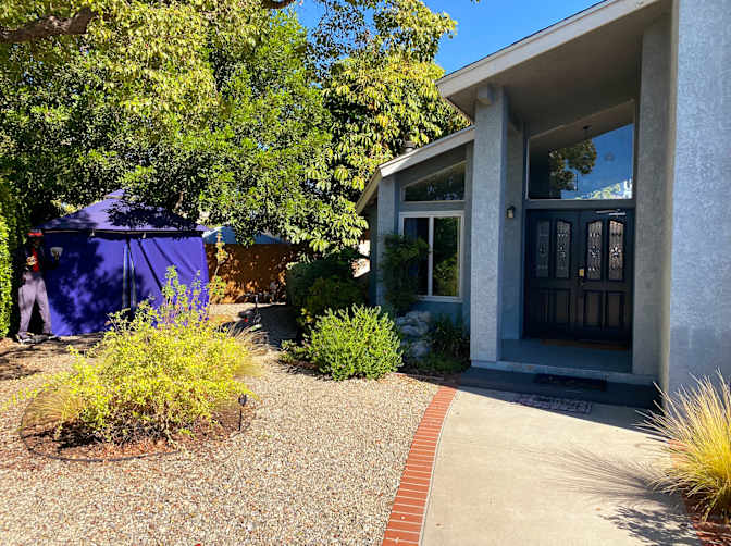 Photo of Geoffrey's room